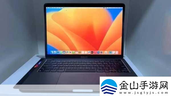 18岁macbookpro高清功能仍然值得拥有