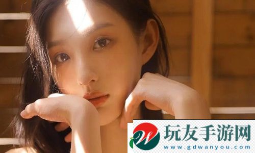 一边下奶一吃敷面膜视频60分钟火了，网友跪服：新时代妈妈范本！