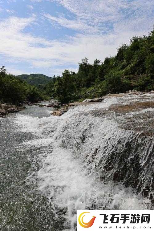 黄龙直捣溪水潺潺